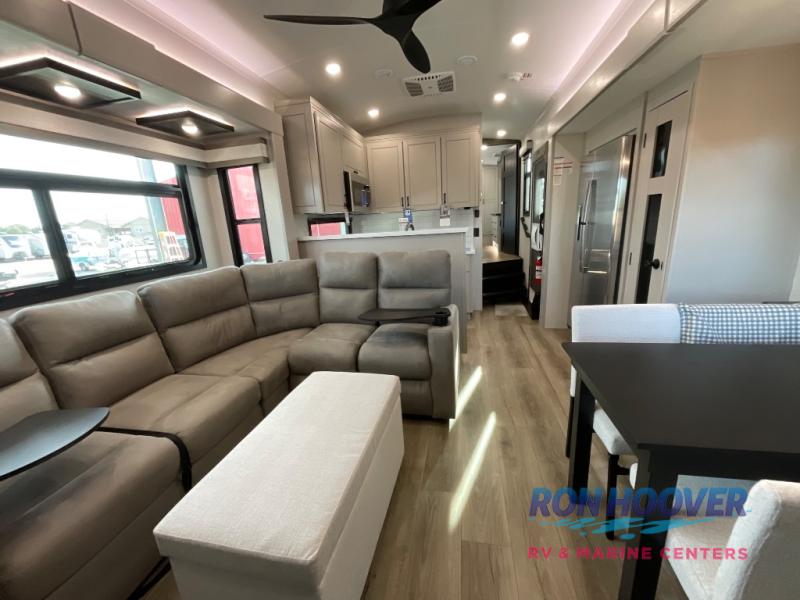 2026 JAYCO NORTHPOINT 395DSDB - Image 10