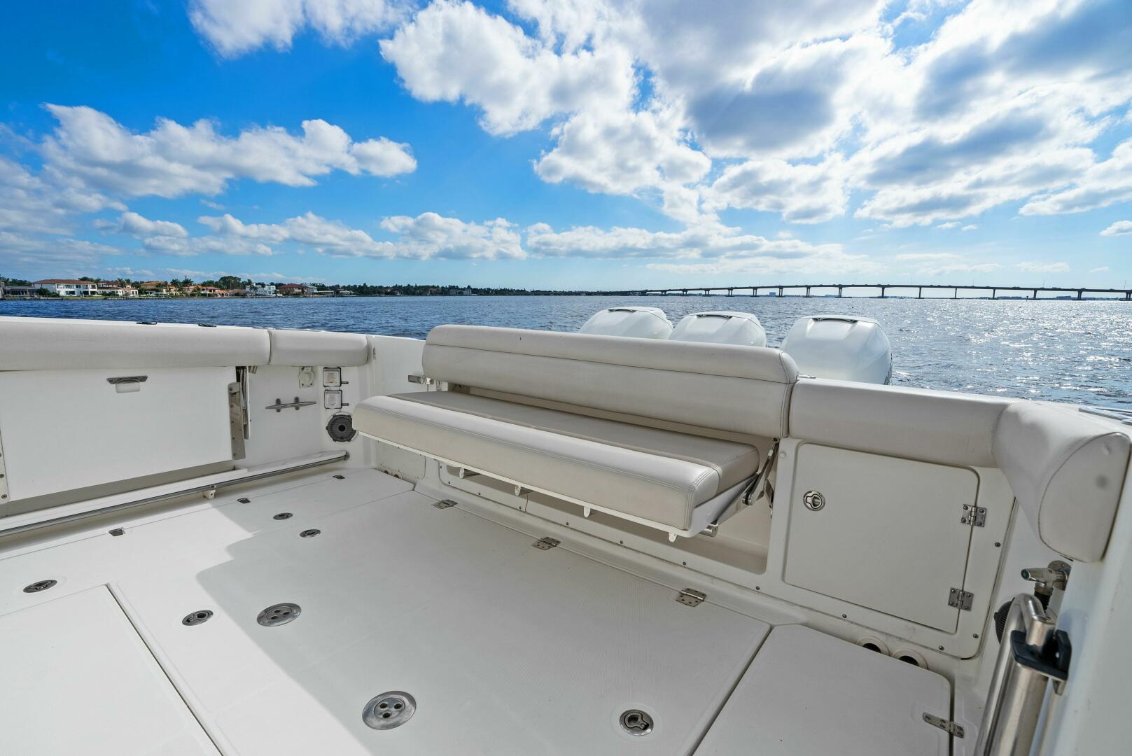 2019 Boston Whaler 380 Outrage - Image 28