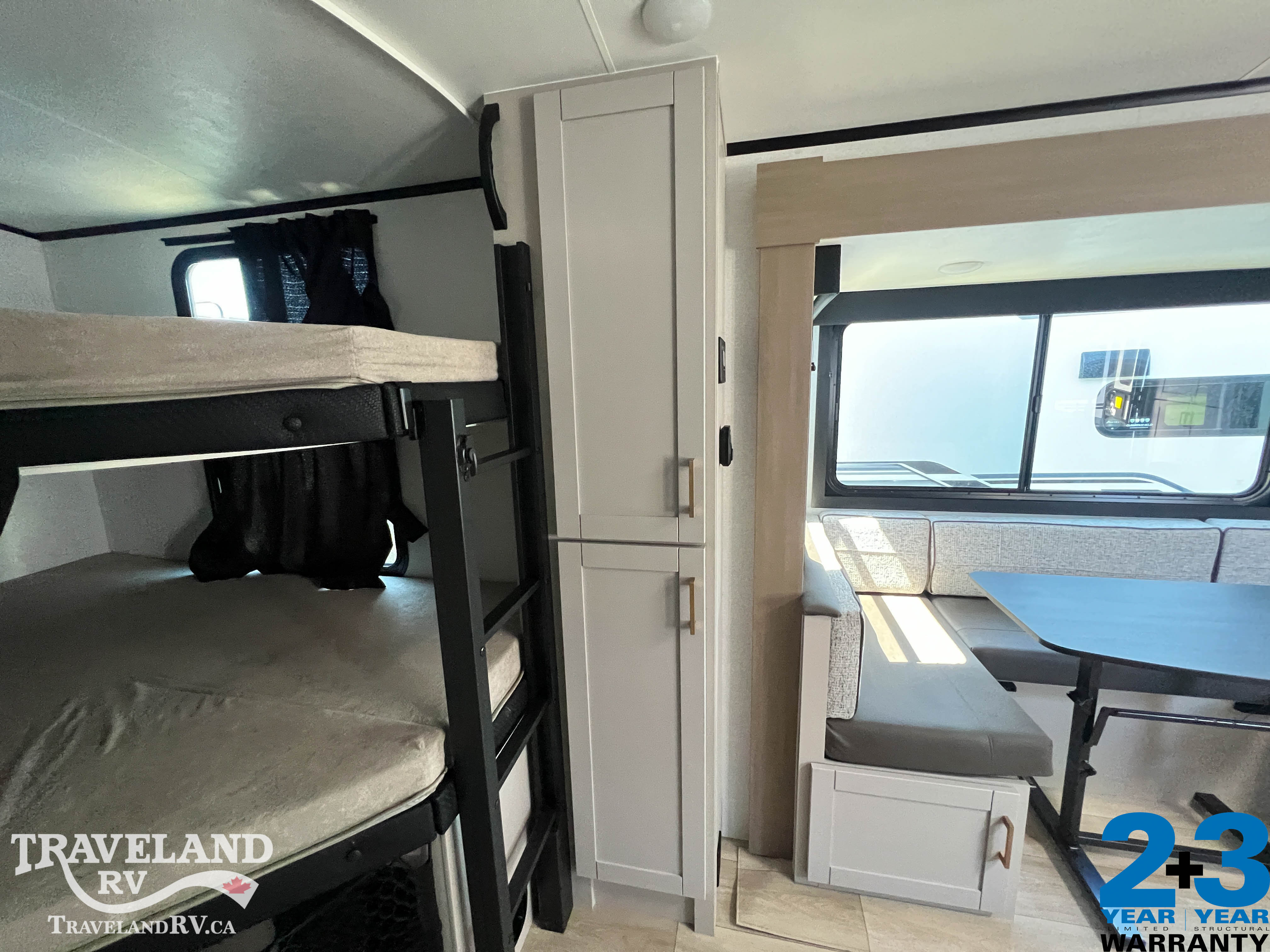 2027 Jayco Jay Feather 29BHB - Image 27