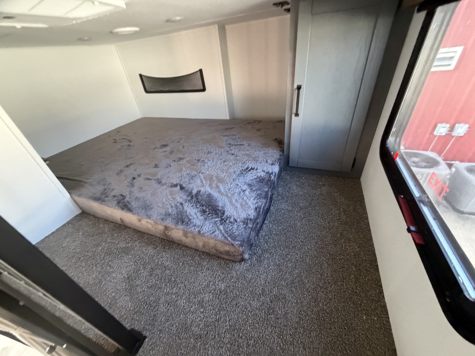 2026 PALOMINO PUMA 420LFT - Image 25