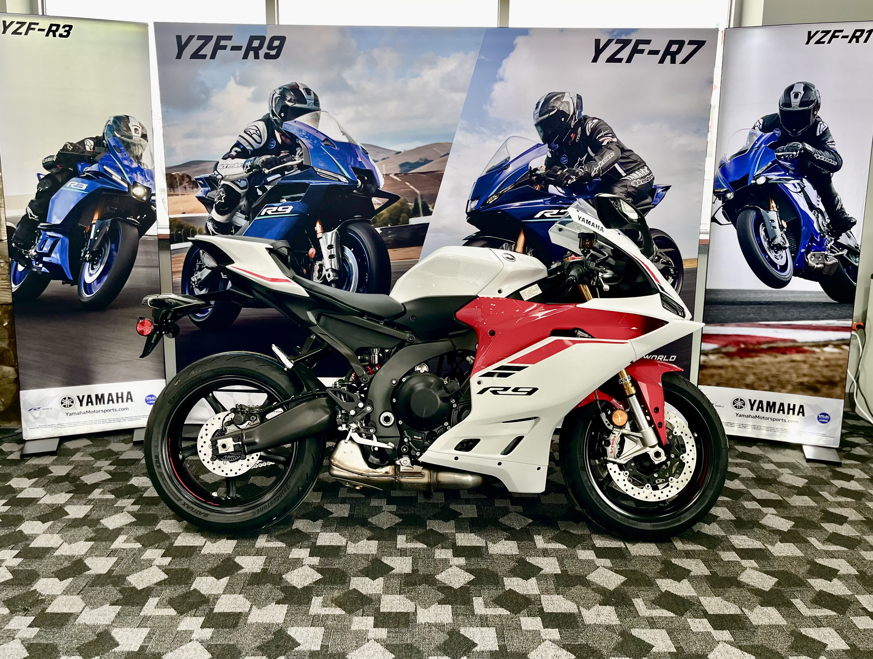 2025 Yamaha YZF-R9 - Image 1