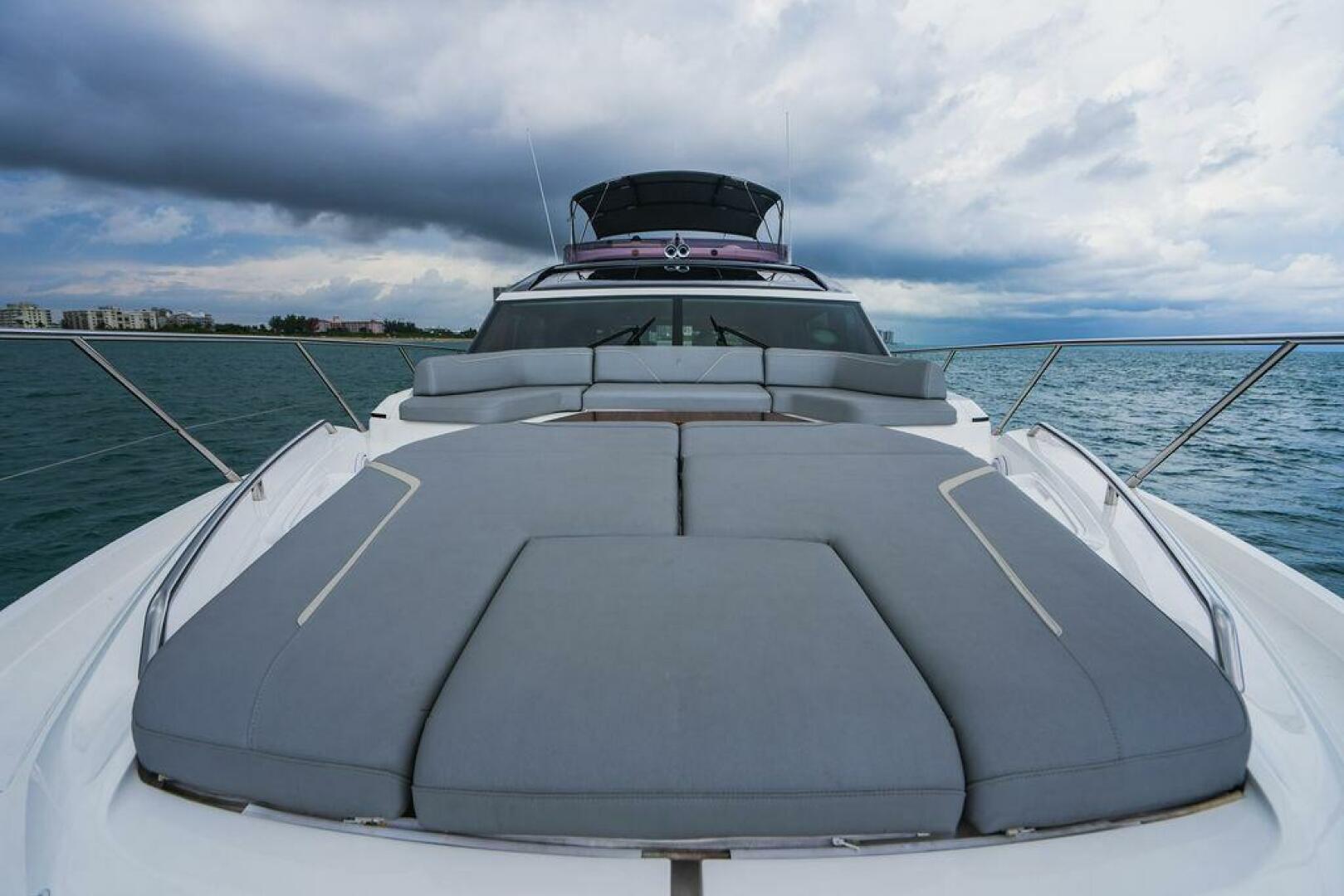 2022 Princess S66 - Image 27