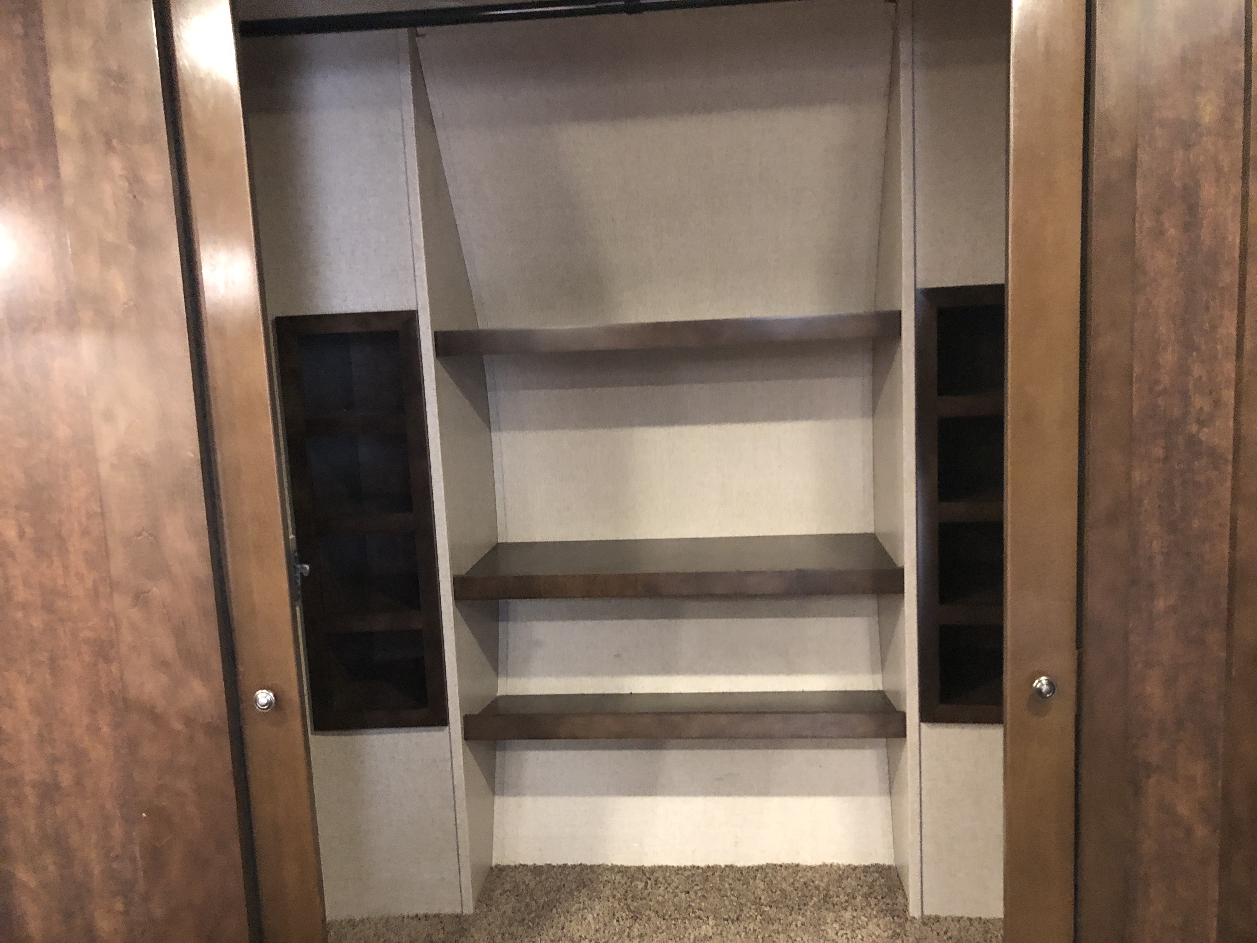 2017 REDWOOD RV 3821RL - Image 33