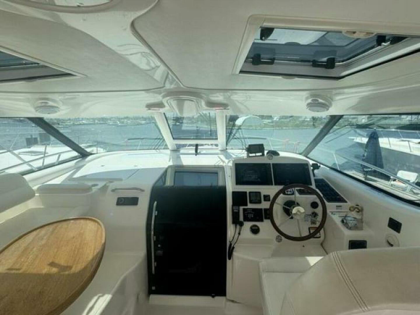 2006 Tiara Yachts 43 Sovran - Image 9