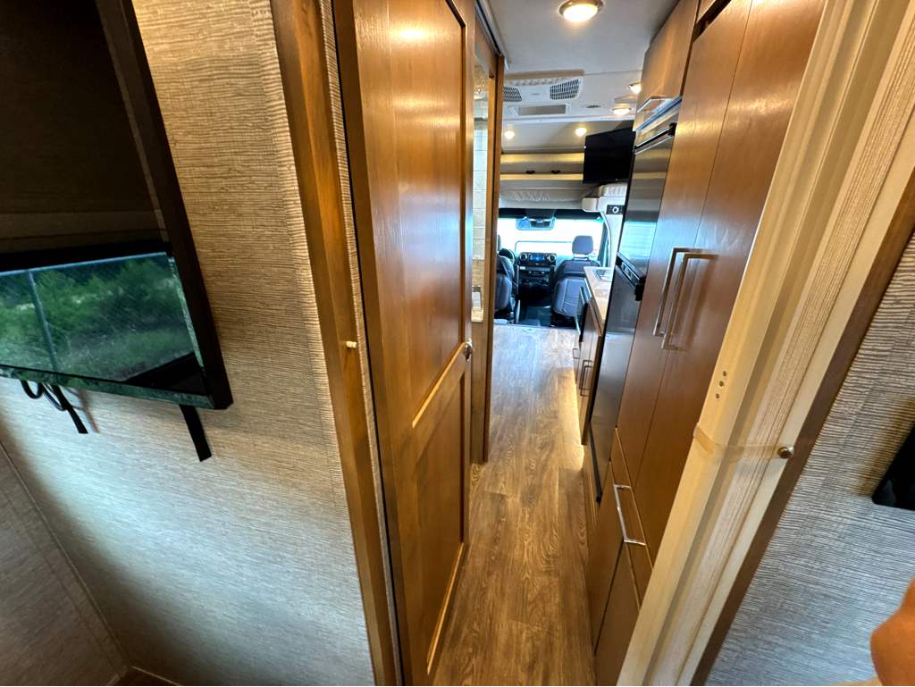 2020 TIFFIN WAYFARER 25 QW - Image 14