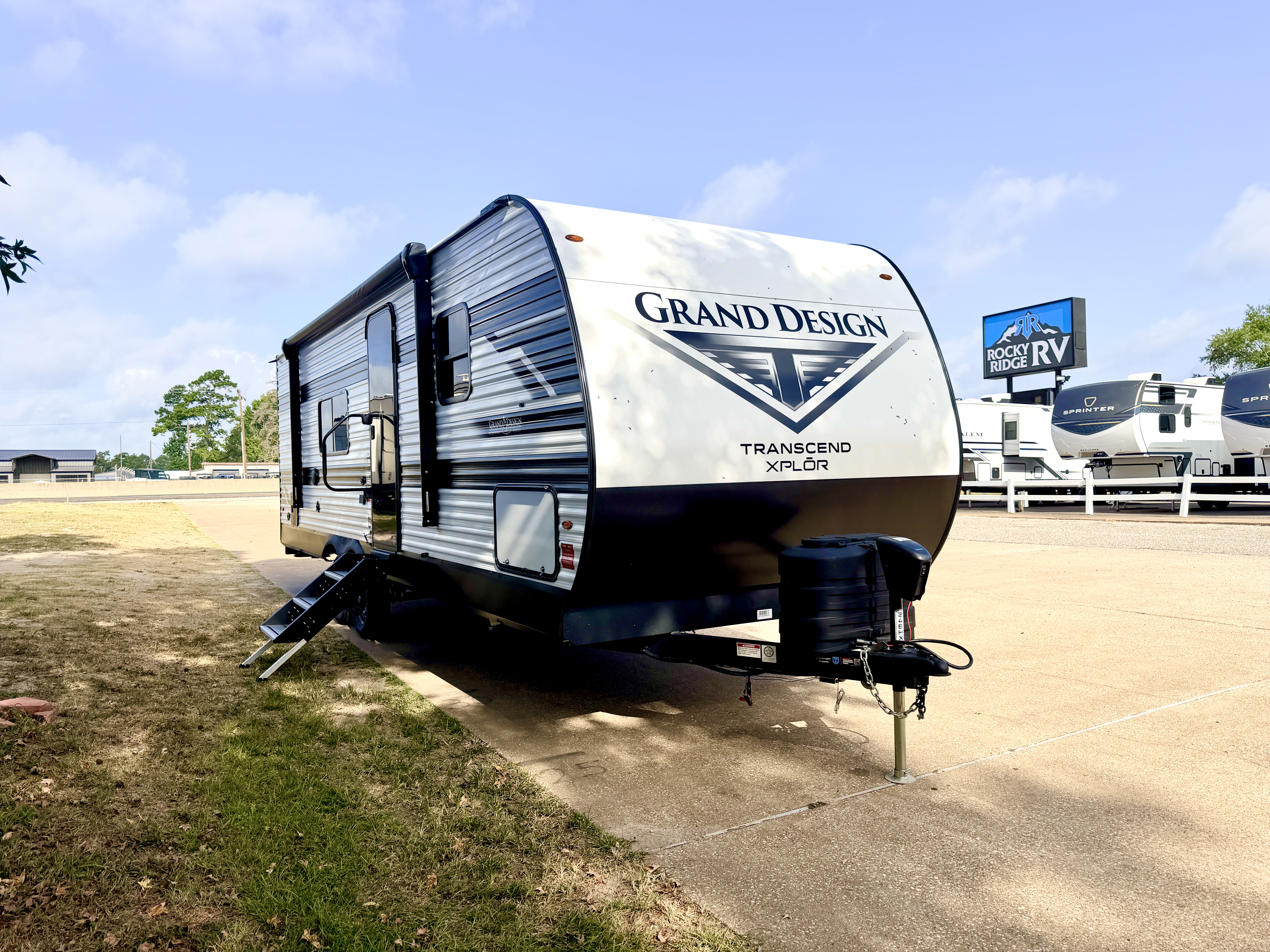 2027 Grand Design Transcend XPLOR 24BHX - Image 1