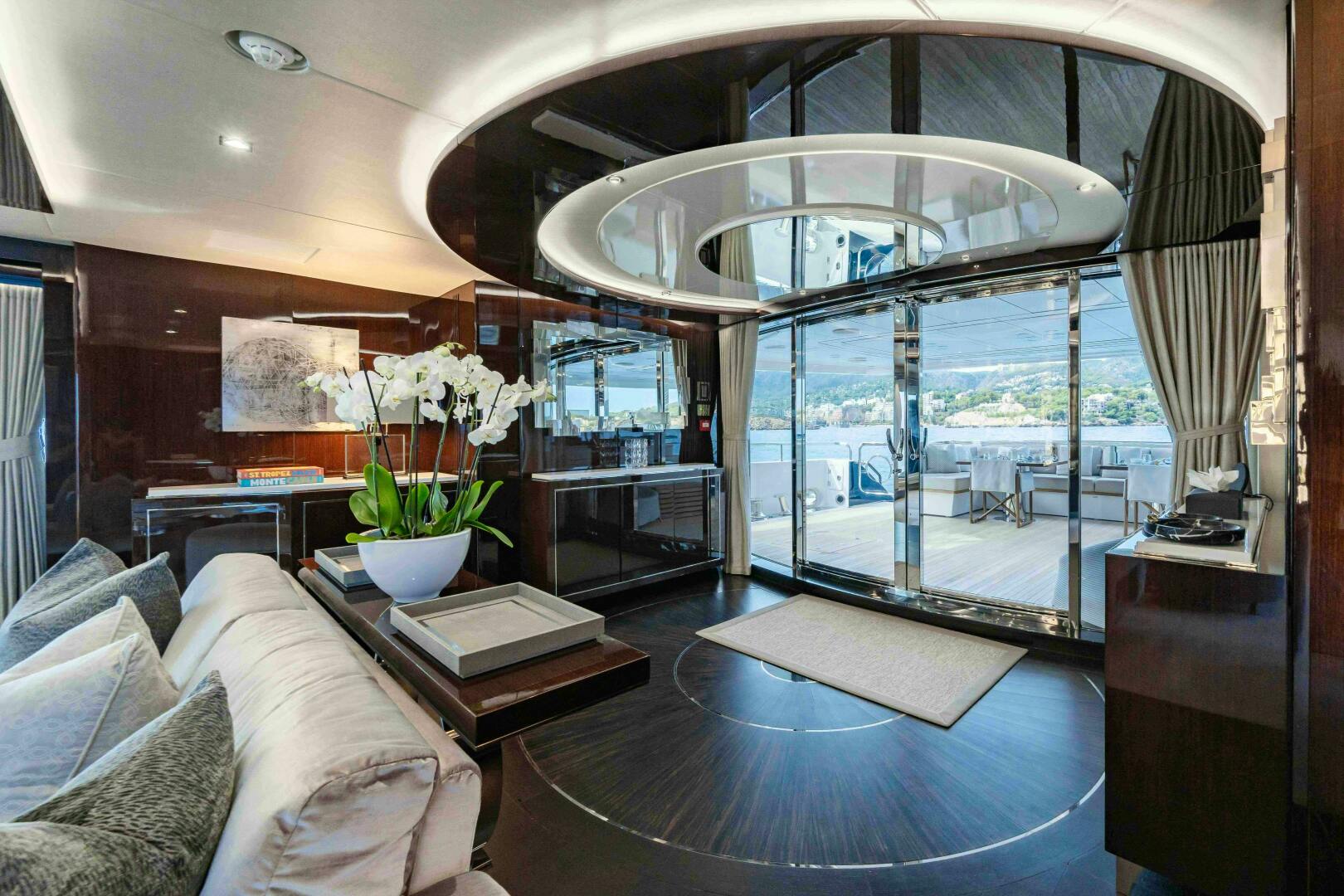 2016 Sunseeker Sunseeker 131 Yacht - Image 20