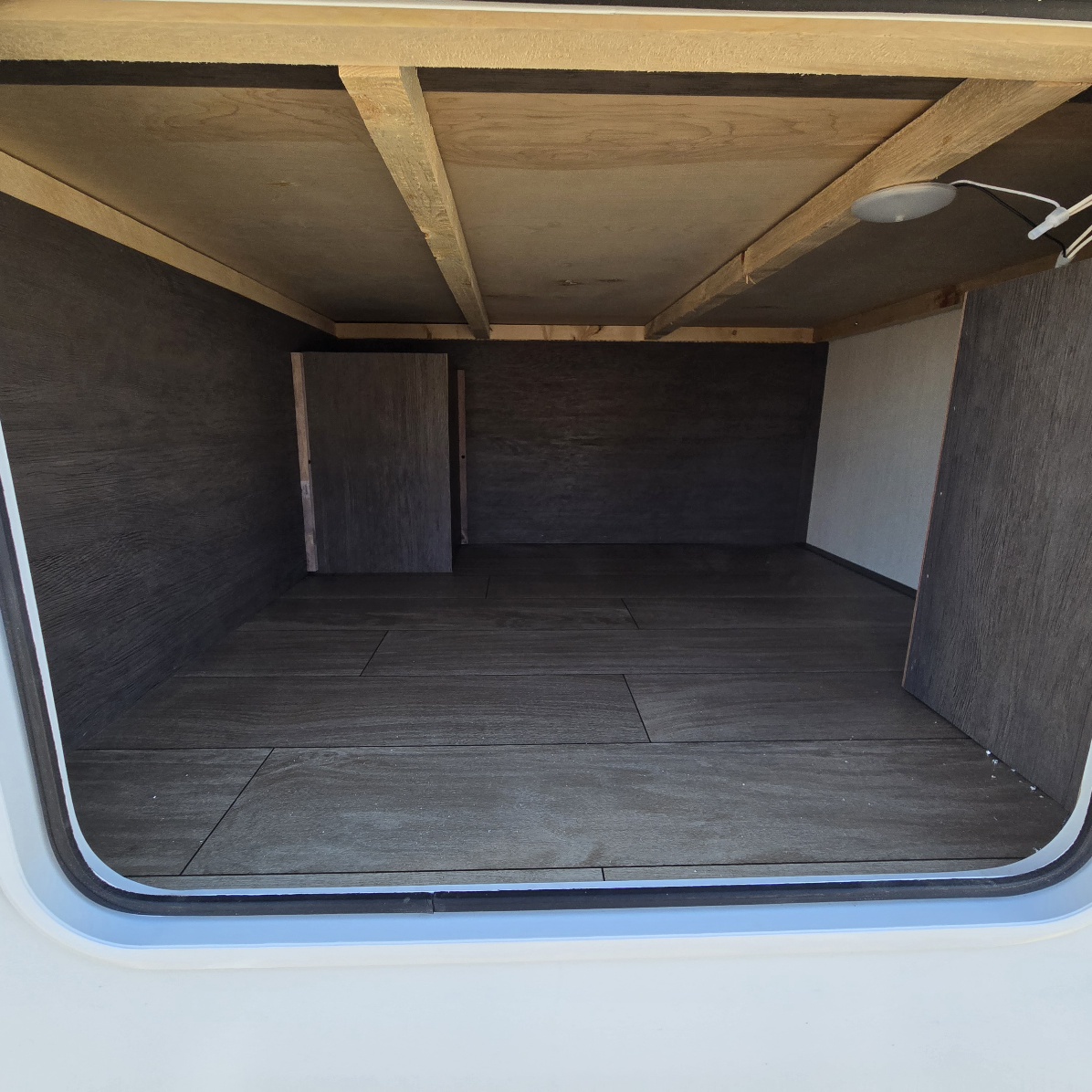 2026 CHEROKEE ARCTIC WOLF 3750 SUITE - Image 8