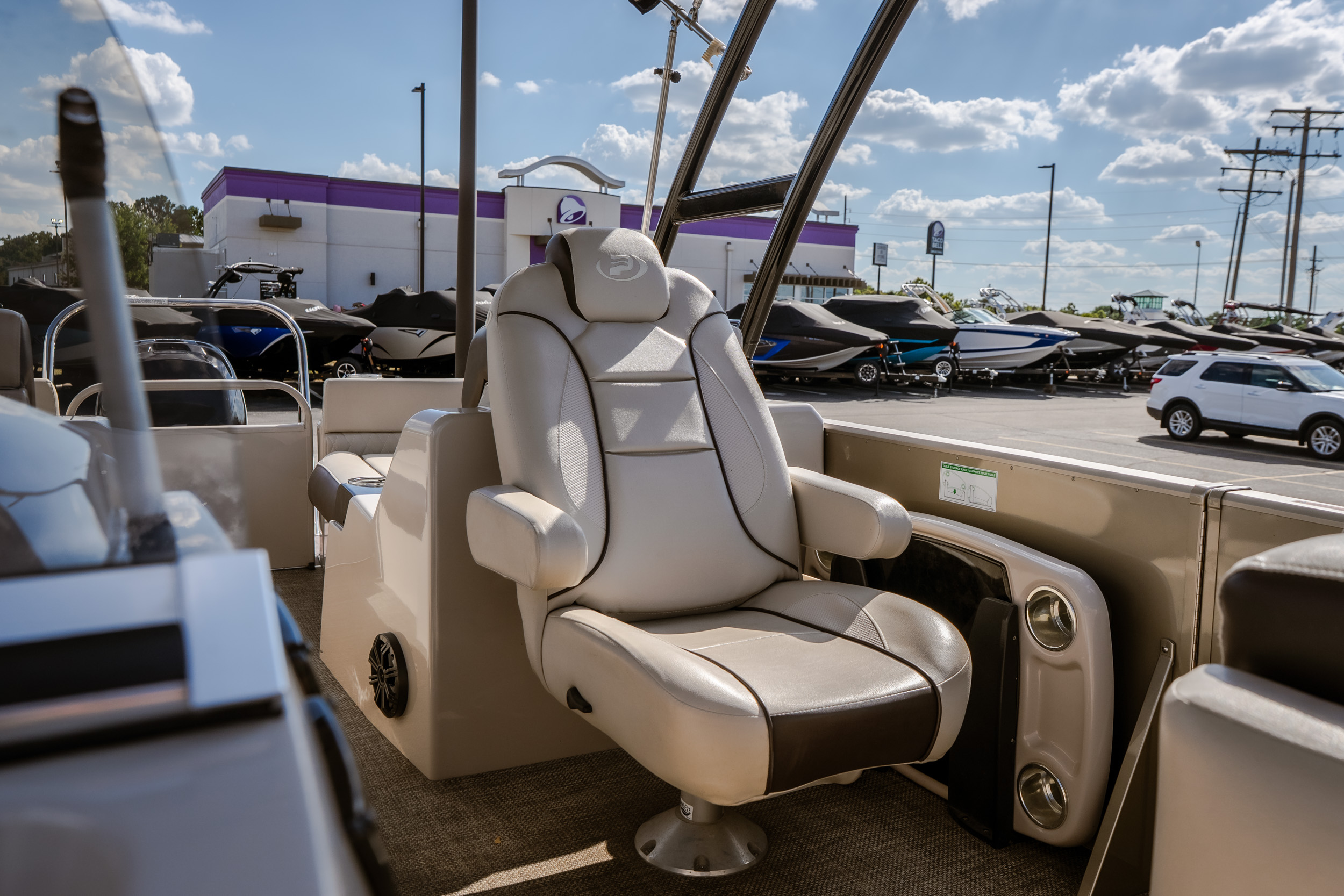 2017 Princecraft 25 XT  - Image 24
