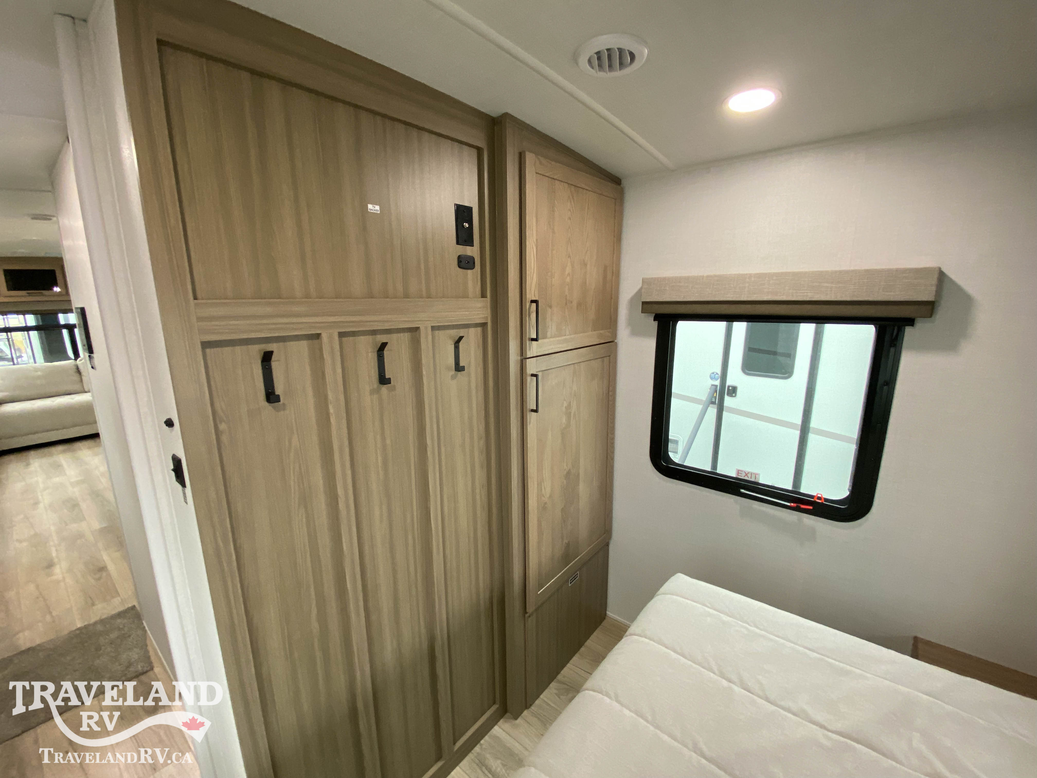 2027 Forest River Rockwood Ultra Lite 2916RL - Image 21