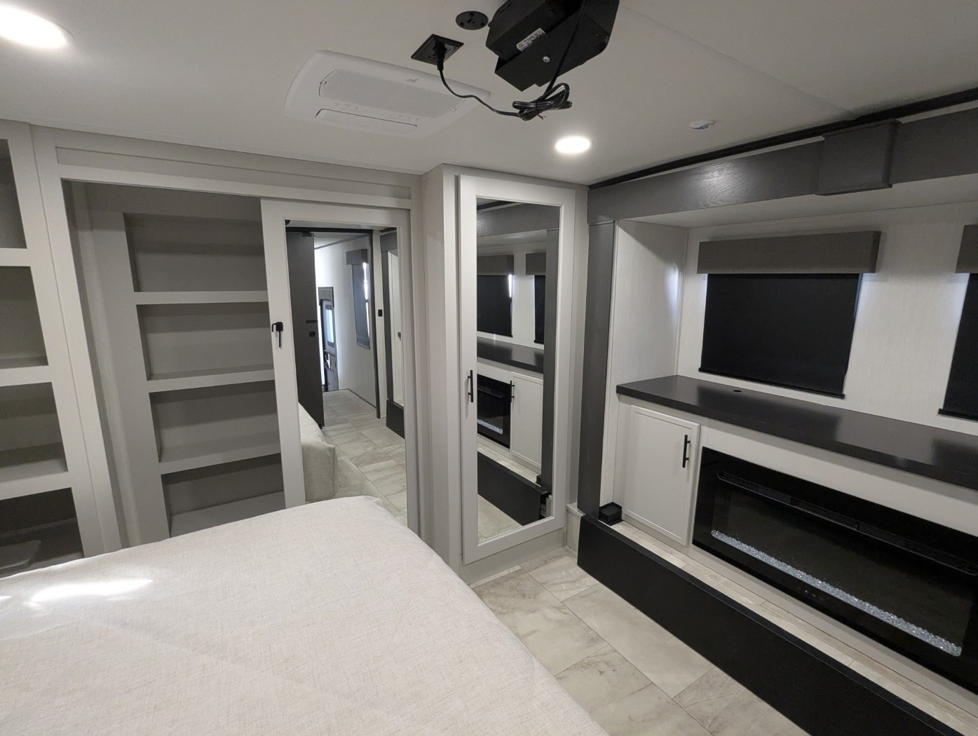 2026 Prime Time Sanibel 34LOUNGE - Image 10