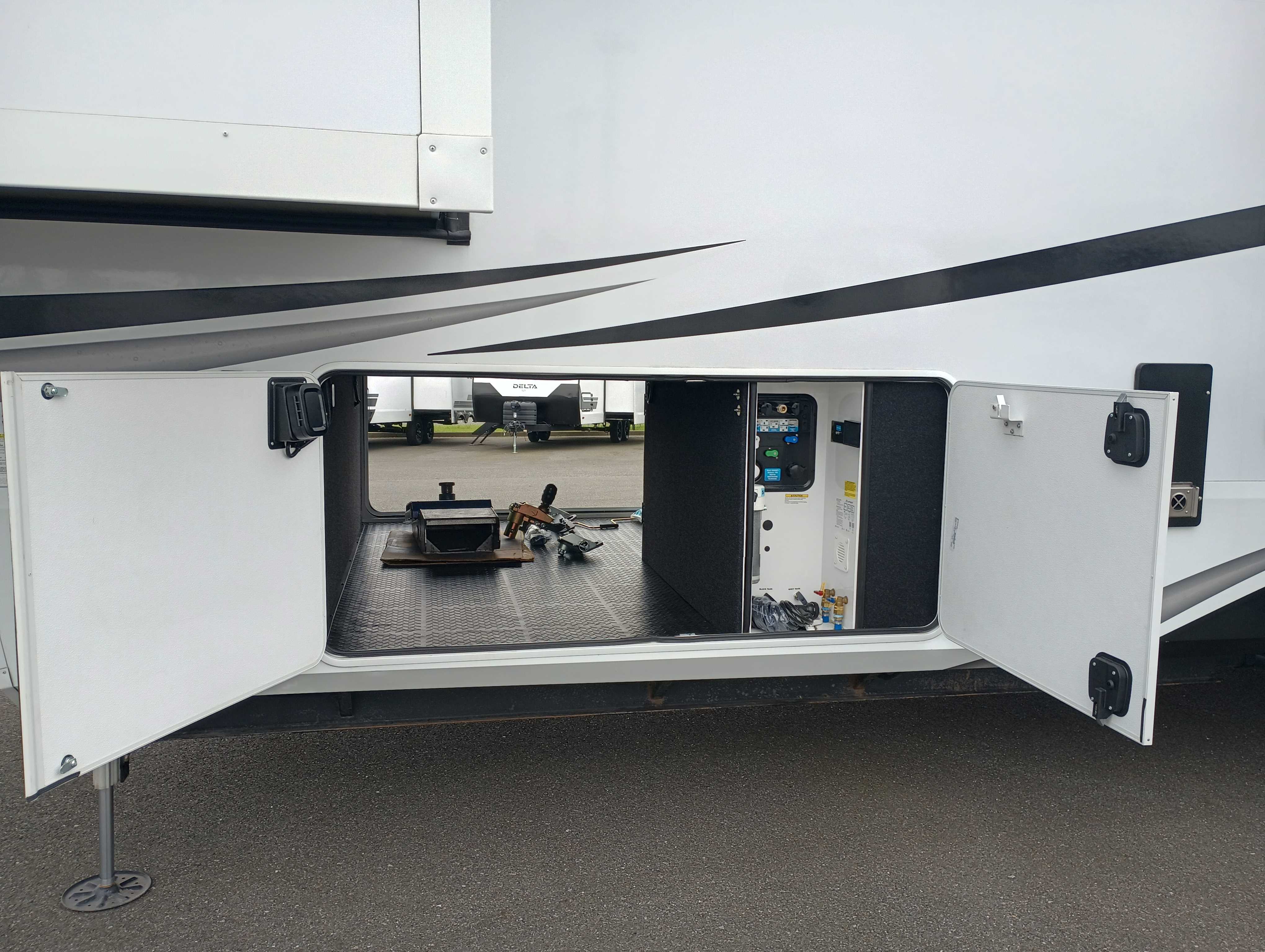 2025 Grand Design Solitude 390RK - Image 2