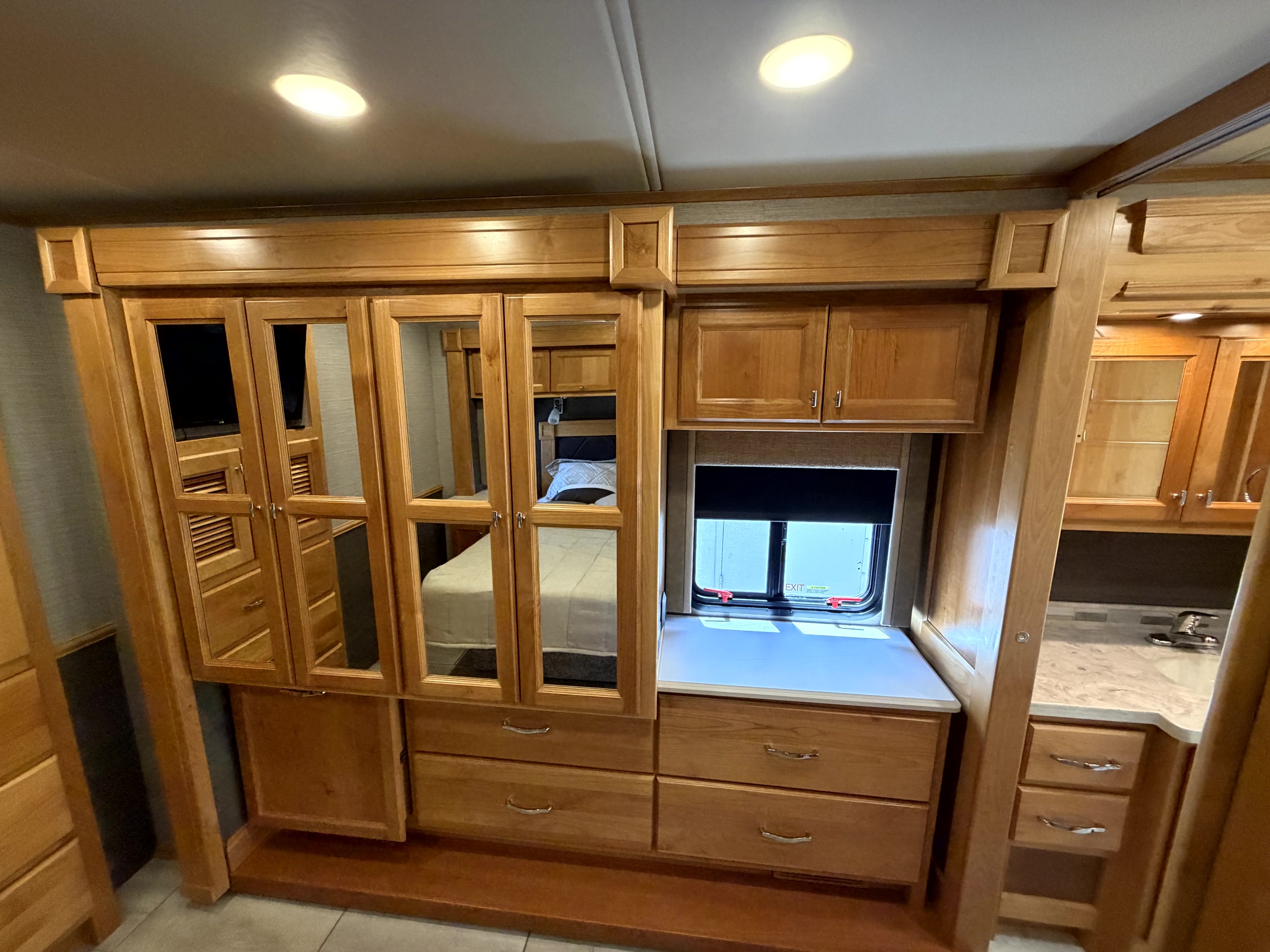 2022 Tiffin Open Road Allegro 34 PA - Image 22