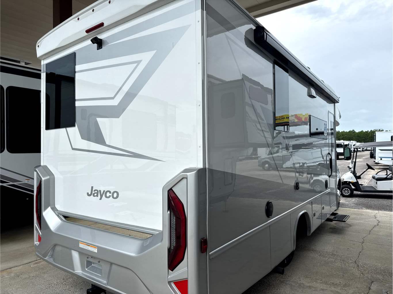 2027 JAYCO MELBOURNE PRESTIGE 25LP - Image 4