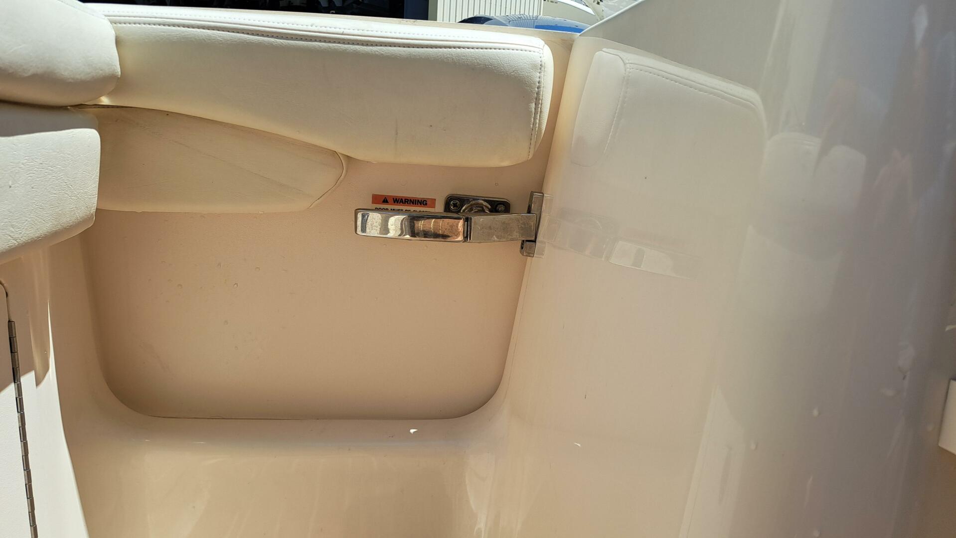 2018 Grady-White Freedom 285 - Image 35