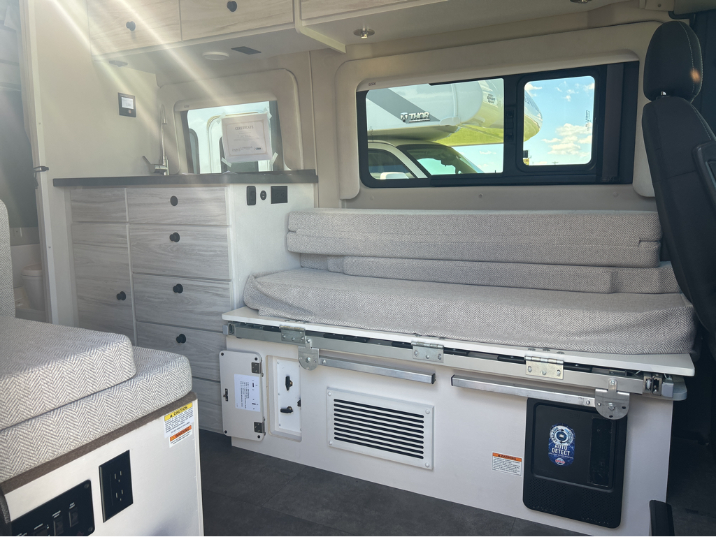 2026 ENTEGRA COACH ARC 18C - Image 7