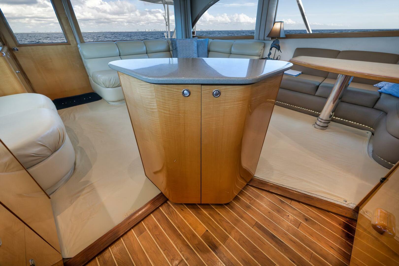 2002 Weaver 60 Convertible - Image 13