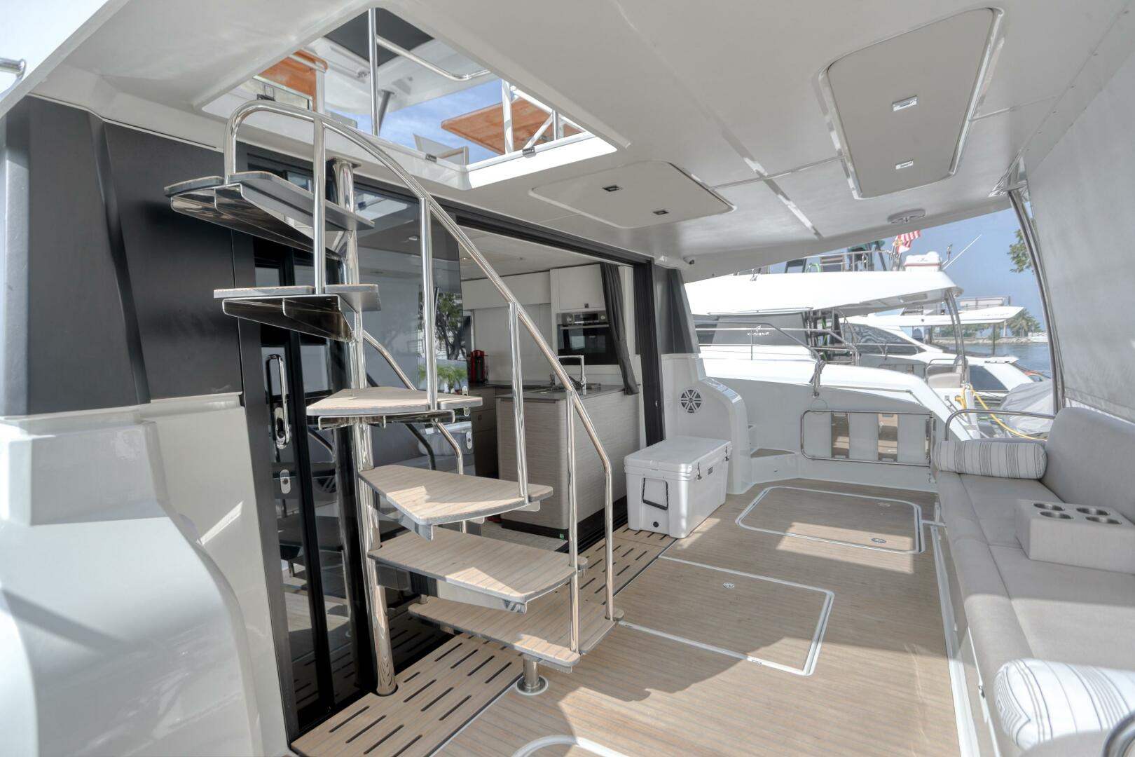 2022 Fountaine Pajot MY6 - Image 18