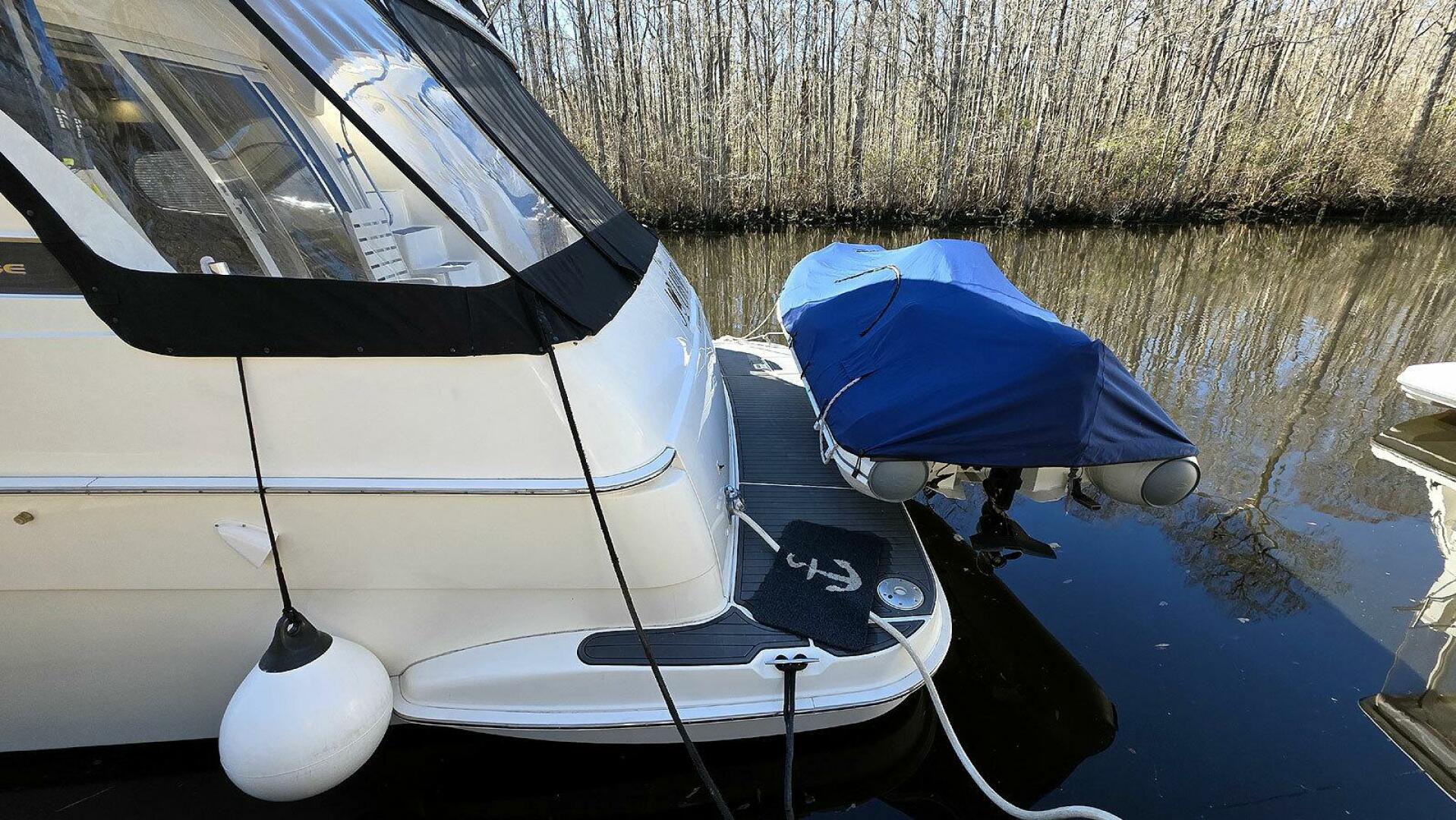 2001 Silverton 410 Sport Bridge - Image 63