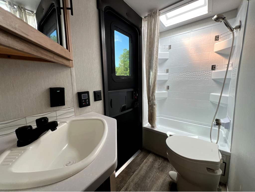 2024 FOREST RIVER CAMPSITE RESERVE 26CJ - Image 18