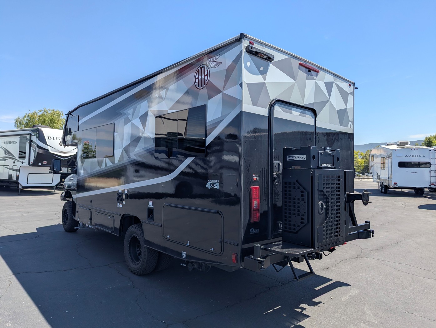 2026 Coachmen Cross Trail 22XG - 4X4 ATH - Image 8