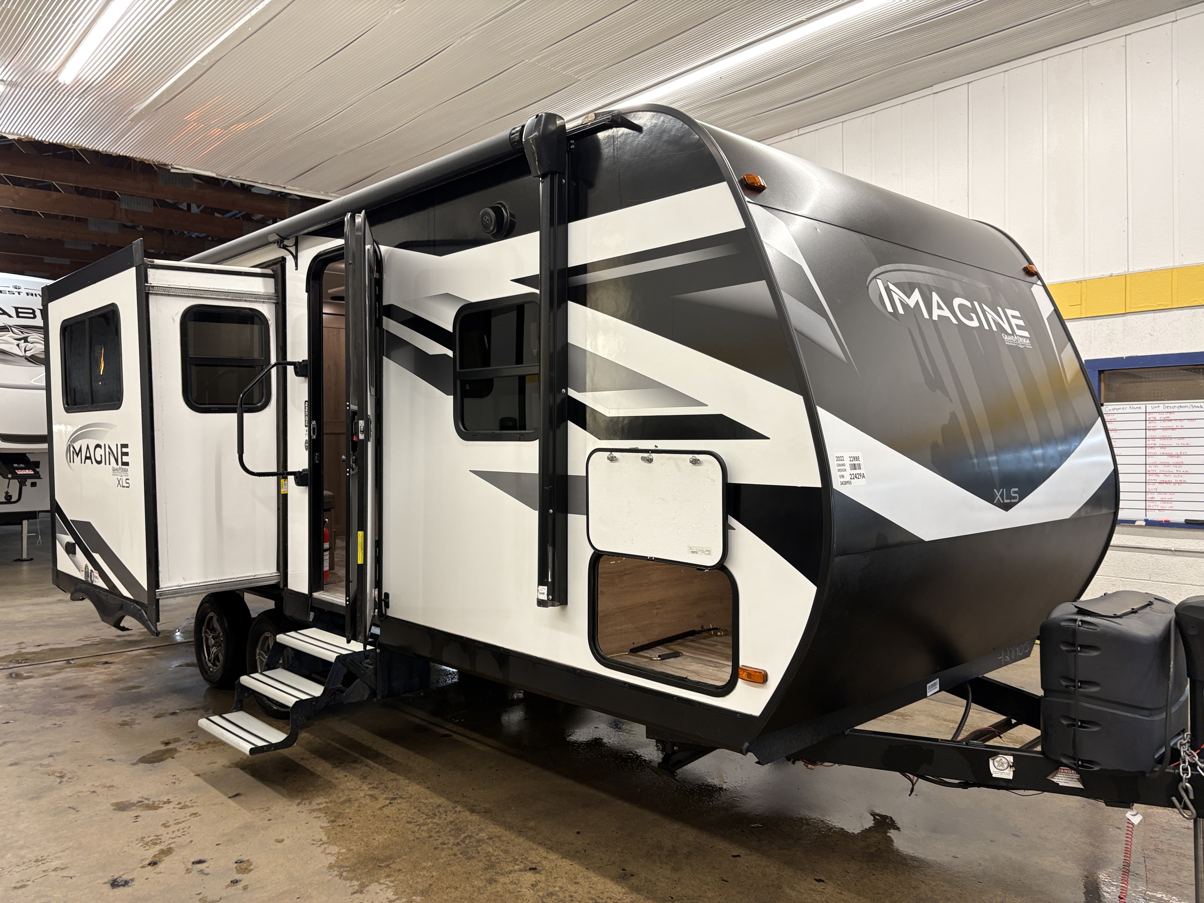 2022 Grand Design Imagine XLS 22RBE
