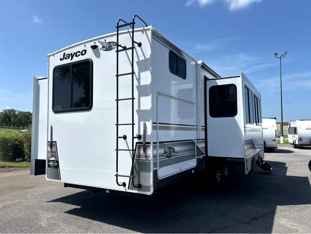 2027 JAYCO EAGLE 312BHOK - Image 4