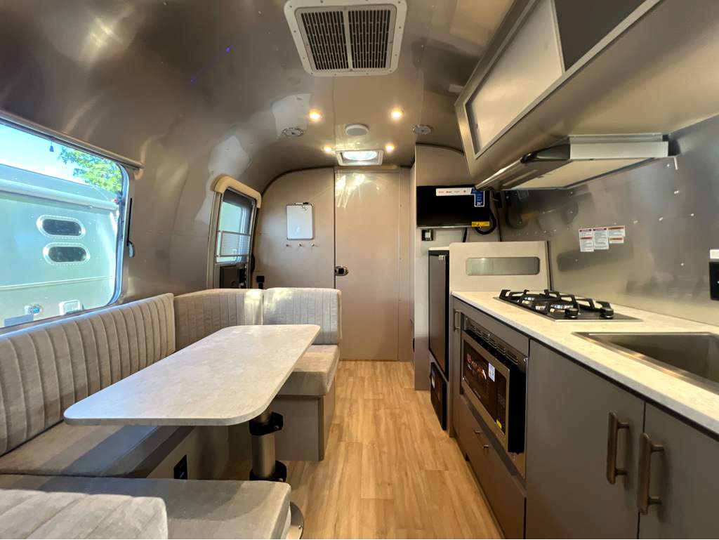 2027 AIRSTREAM CARAVEL 22FB - Image 14