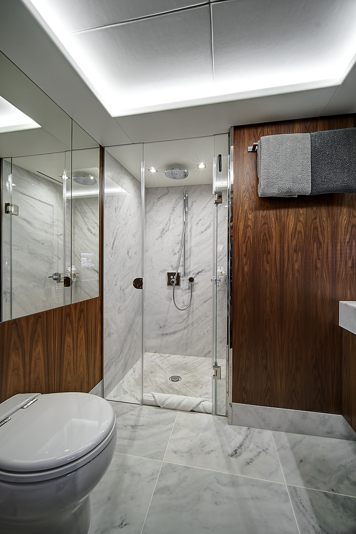 2019 Sunseeker 86 Yacht - Image 60
