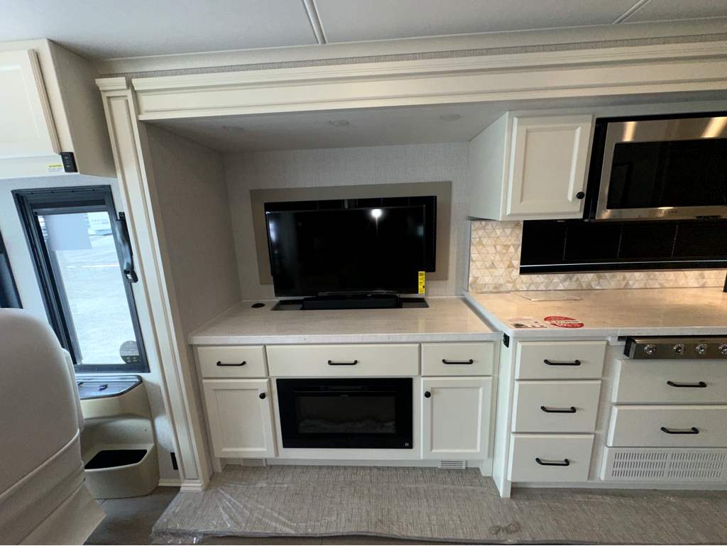 2026 TIFFIN BYWAY 38 CL - Image 16