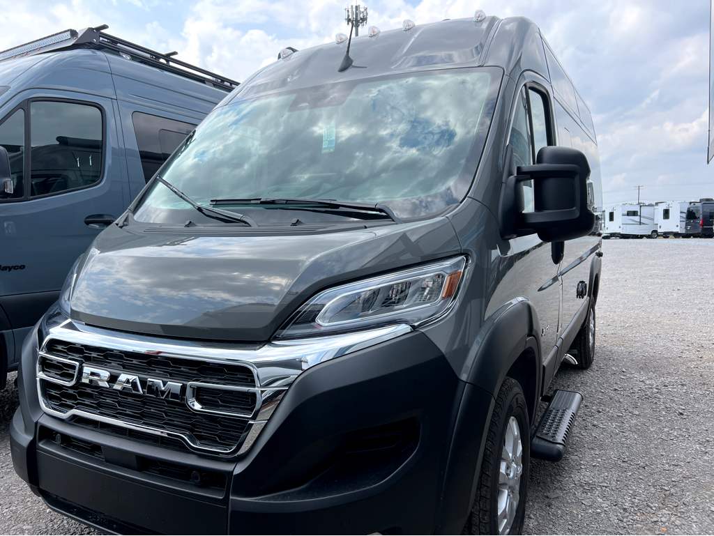 2026 JAYCO COMET 18C - Image 2