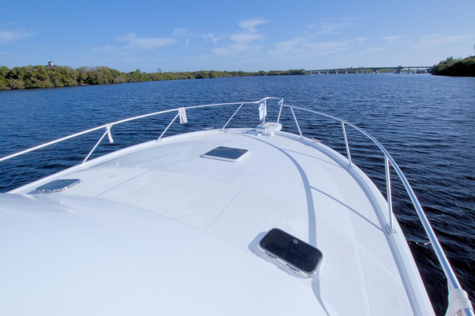 1998 Luhrs 36 Convertible - Image 17