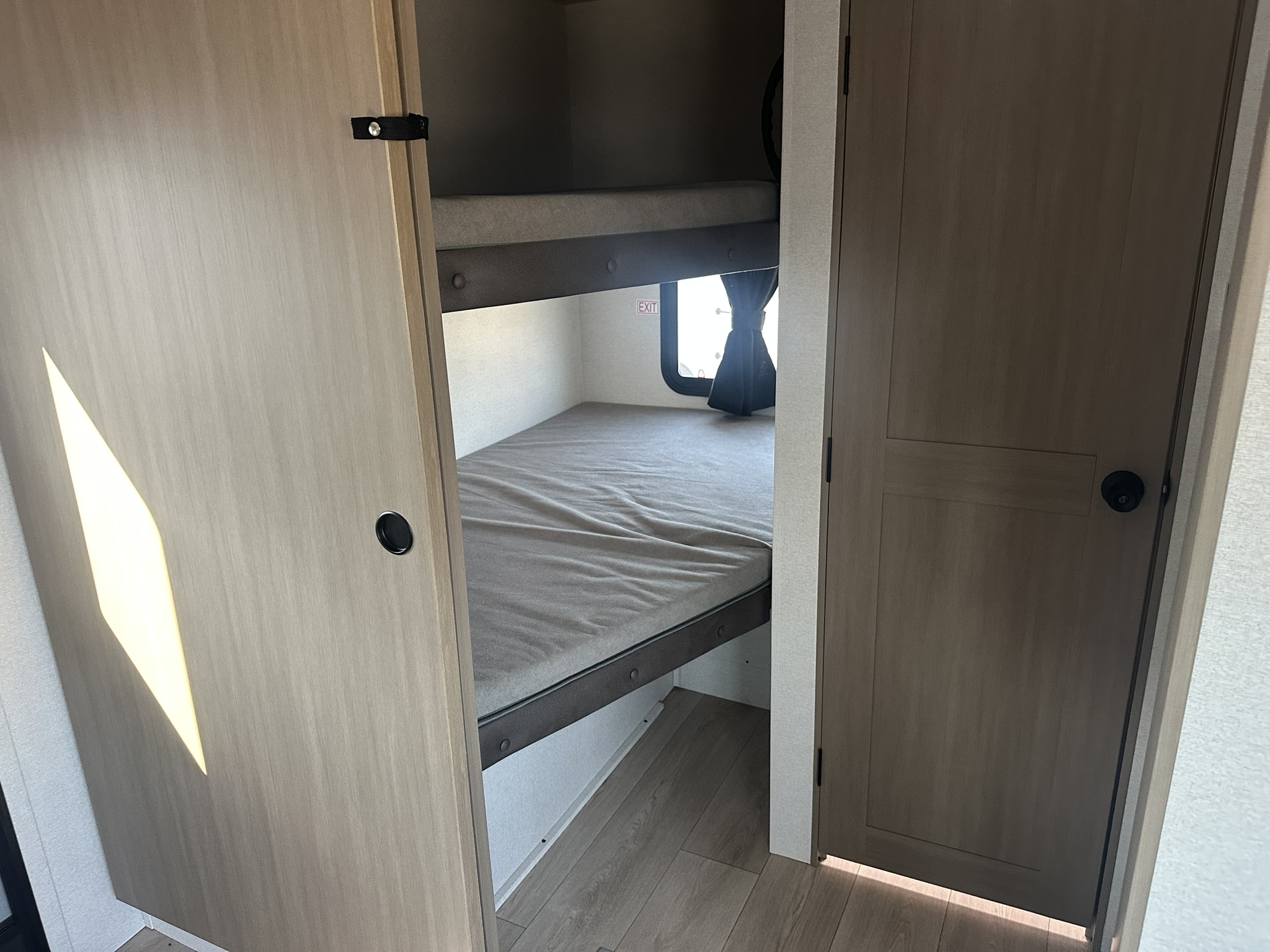 2027 JAYCO JAY FLIGHT 330TBS - Image 20