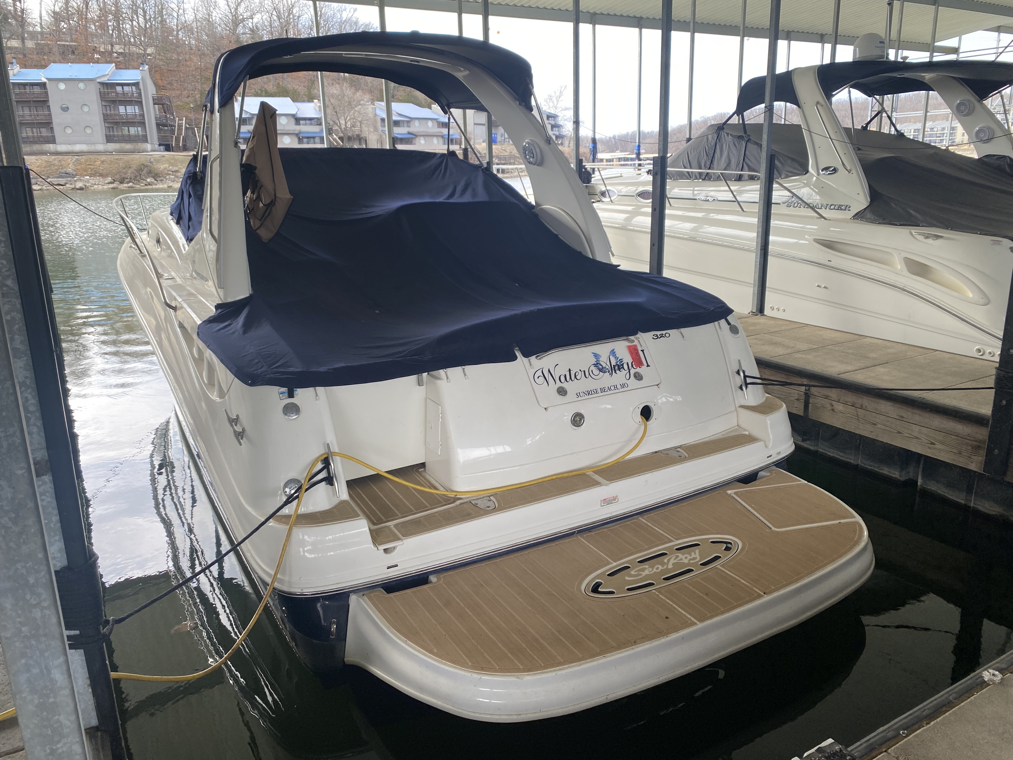 2004 Sea Ray Sundancer 320 - Image 7