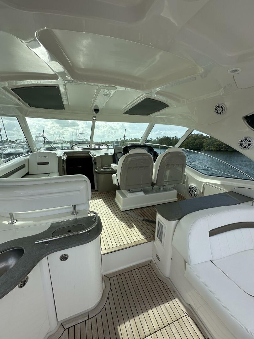 2005 Sea Ray - Image 13