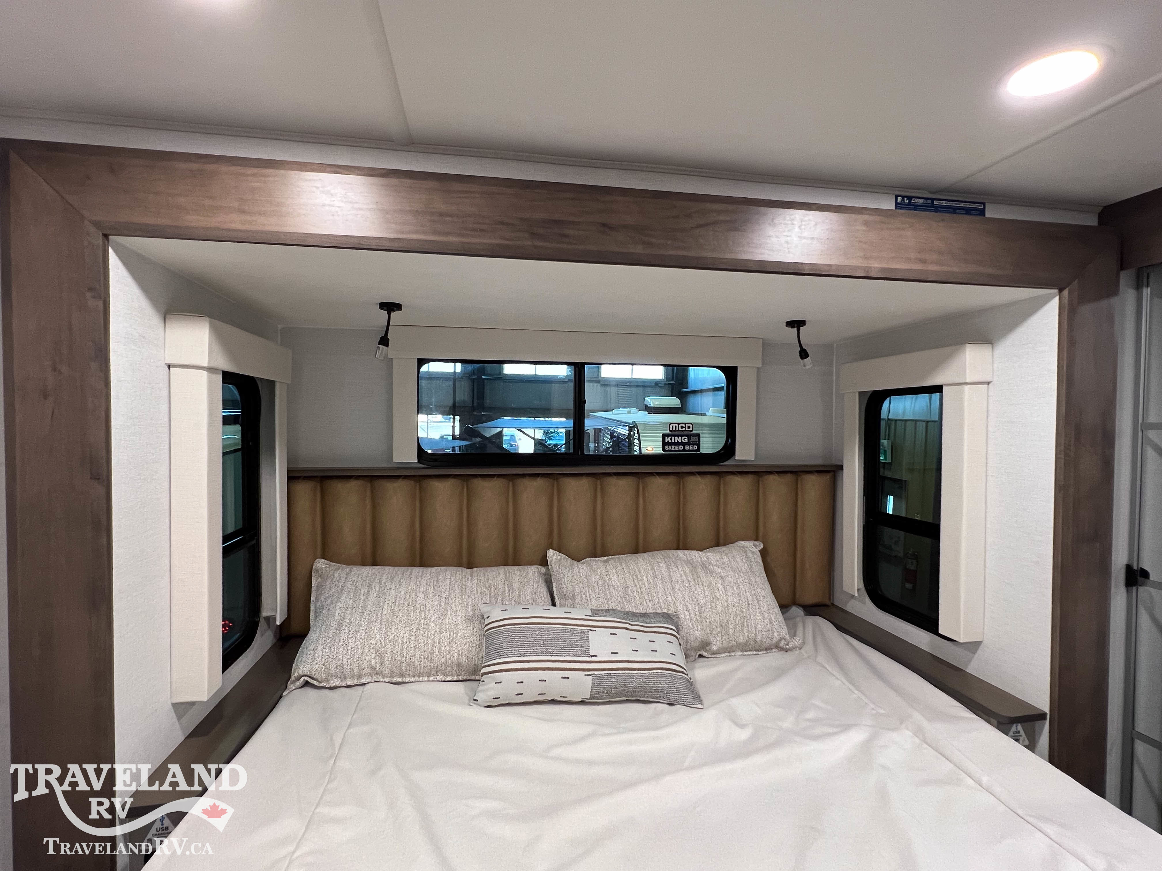 2026 Alliance RV Paradigm 310RL - Image 22