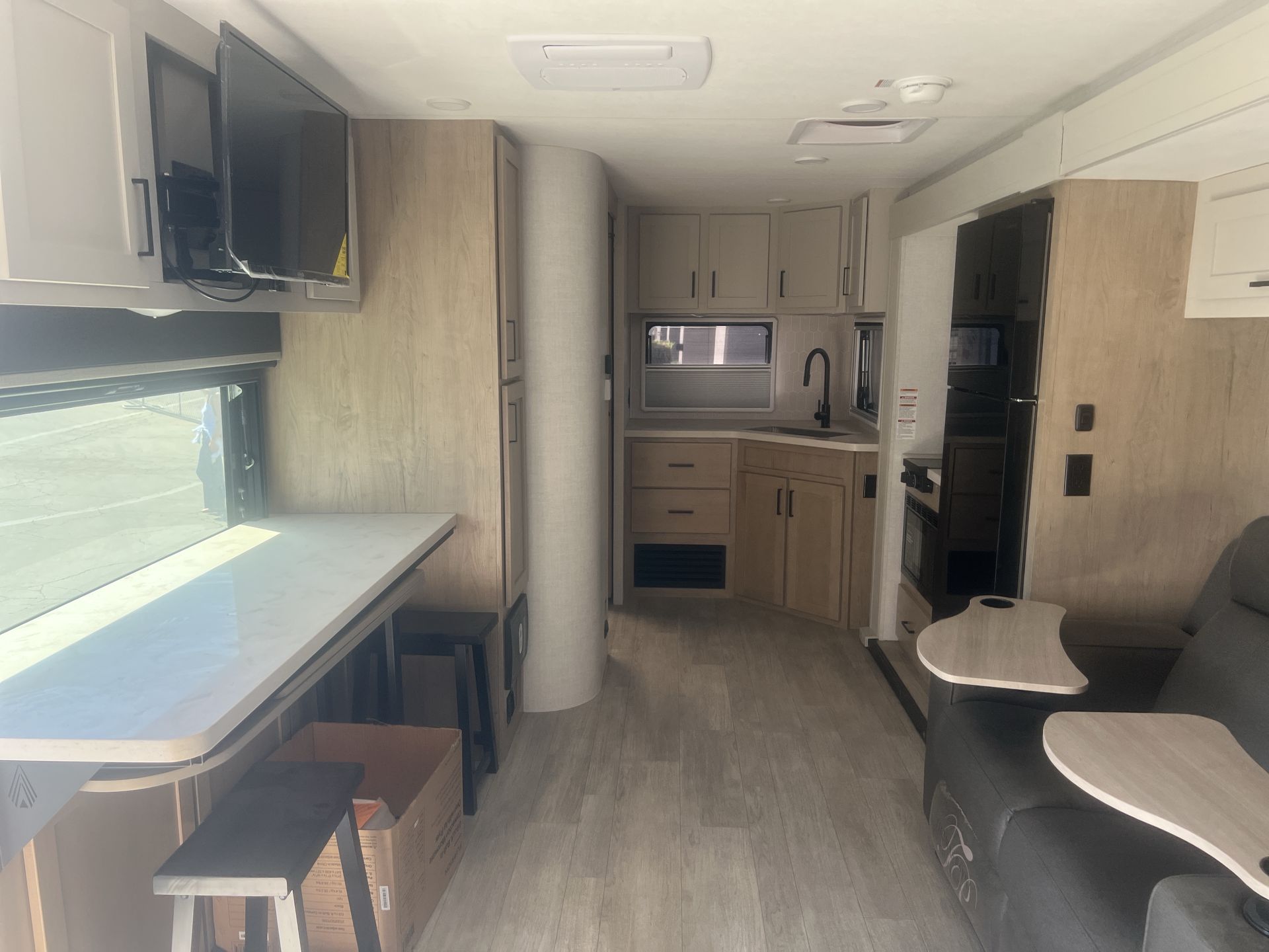2027 Ember RV Touring Edition 2300MLL - Image 36