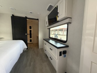 2026 JAYCO PINNACLE 36FBTS - Image 24