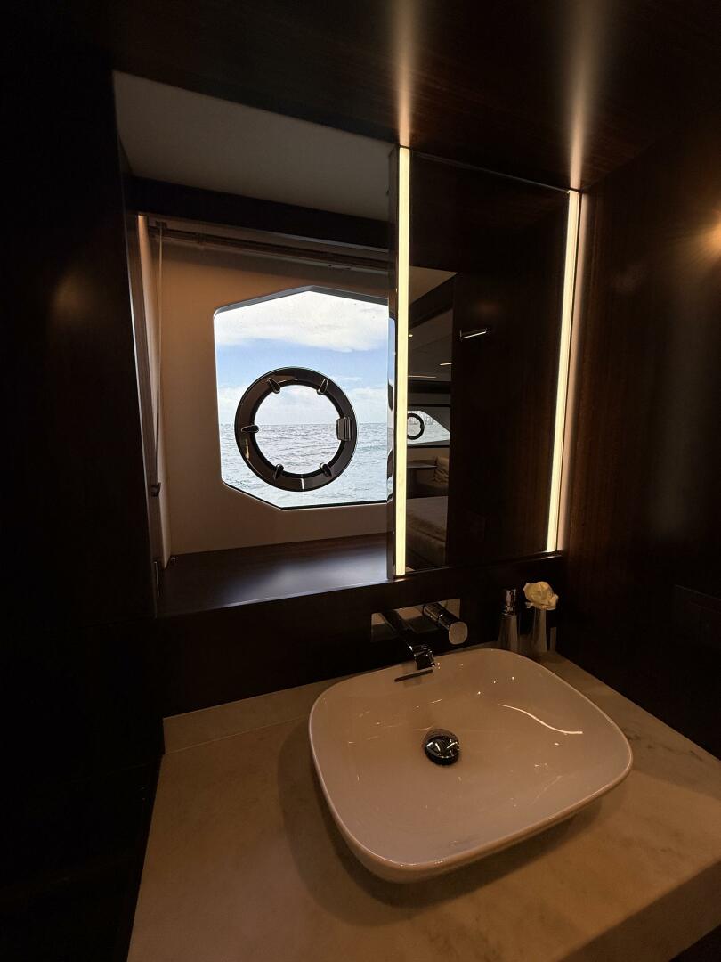 2022 Sunseeker Manhattan 68 - Image 58