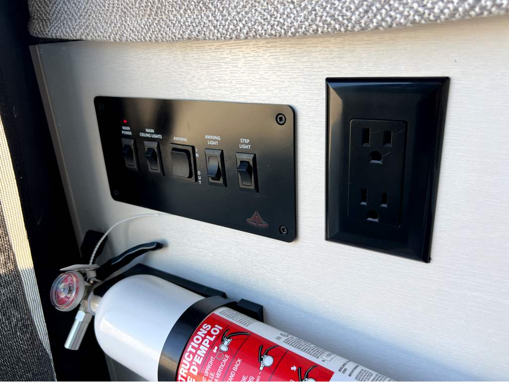 2026 ENTEGRA COACH ARC 18C - Image 25