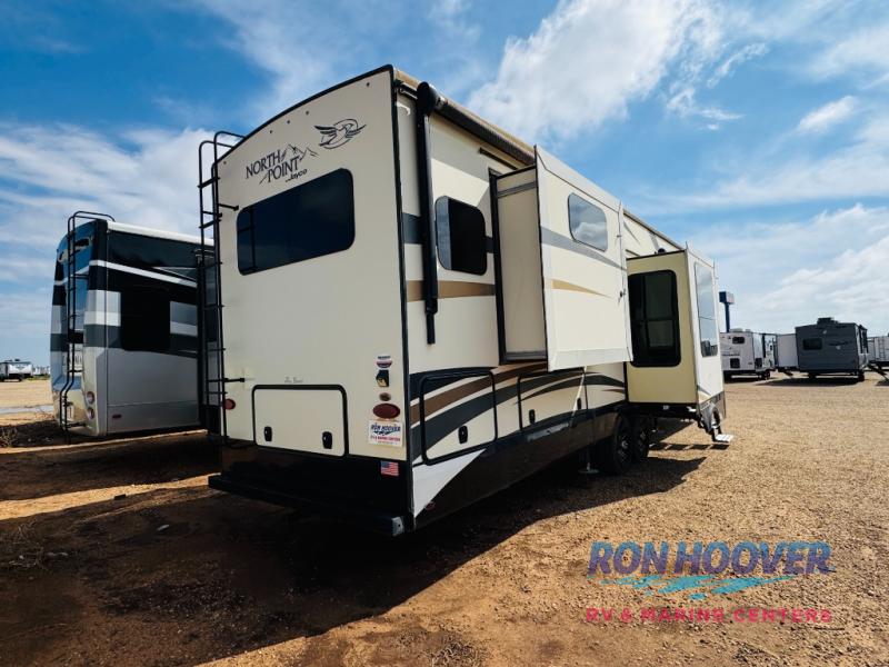 2017 JAYCO NORTHPOINT 387RDFS - Image 21