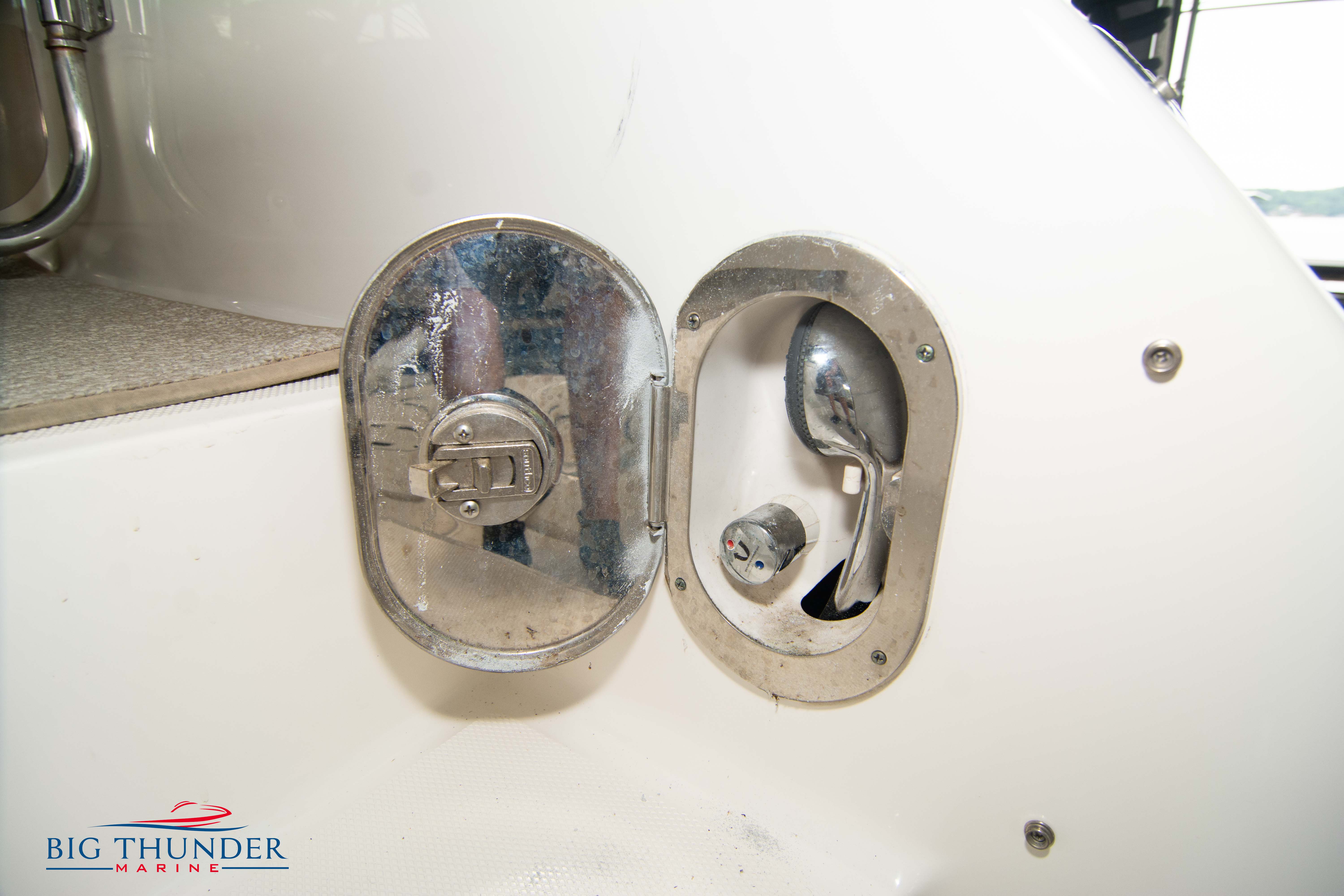 2013 Sea Ray 540 Sundancer - Image 26