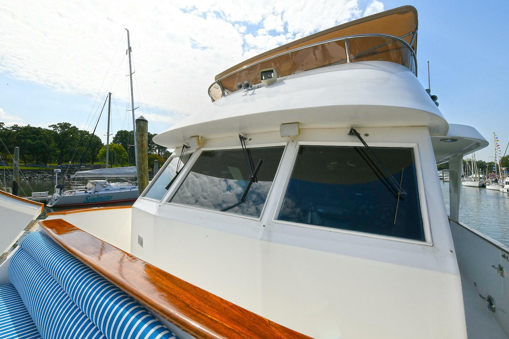 2002 Grand Alaskan Flushdeck - Image 61