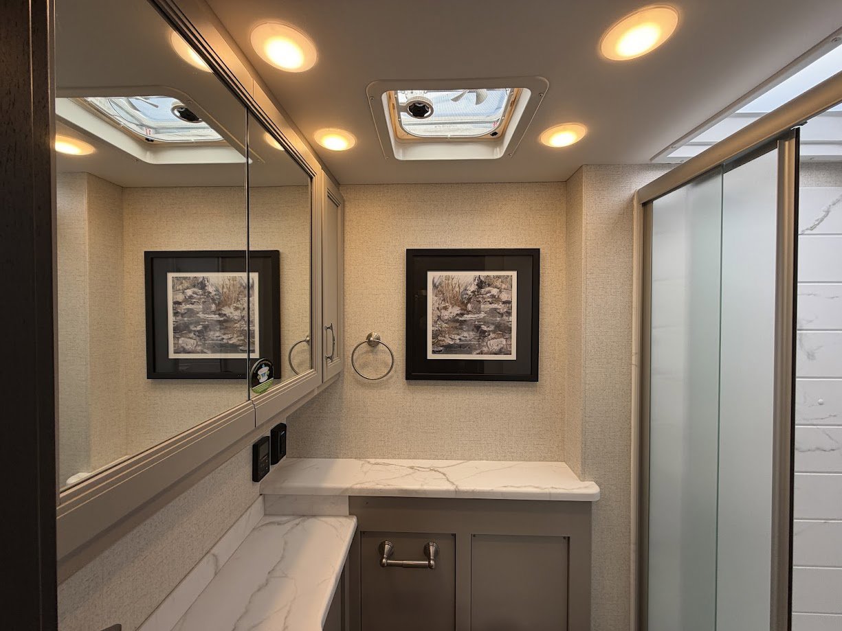 2026 THOR MOTOR COACH PALAZZO 33.6 - Image 33