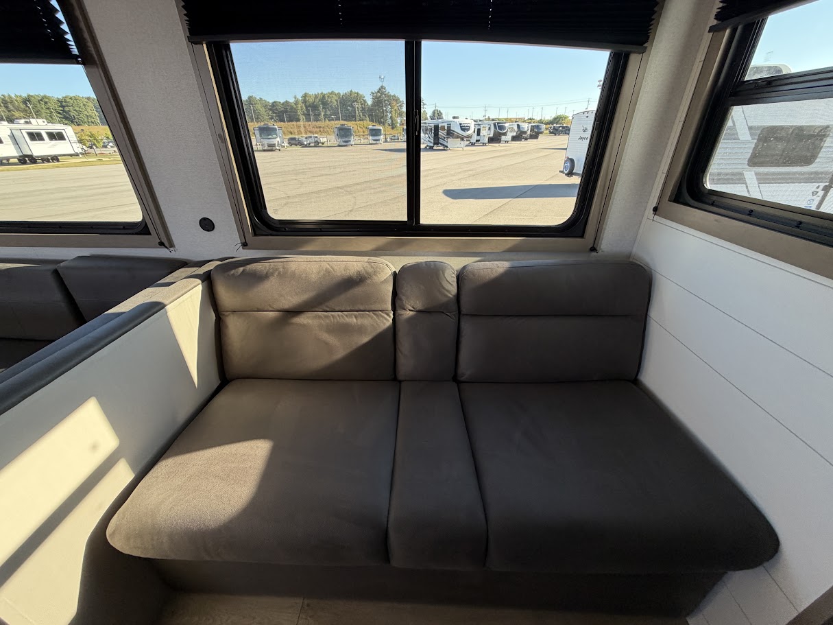 2027 JAYCO JAY FLIGHT 295TBS - Image 31