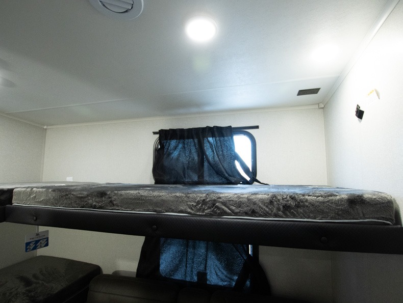 2026 Jayco Eagle HT 31QCD - Image 15