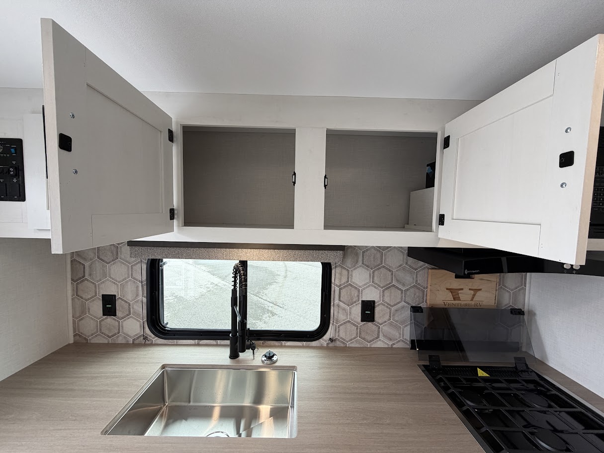 2026 VENTURE RV SIENNA 231VRK - Image 19