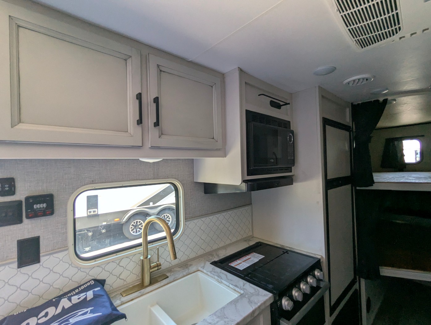 2022 Jayco Jay Flight SLX 8 224BHW - Image 21