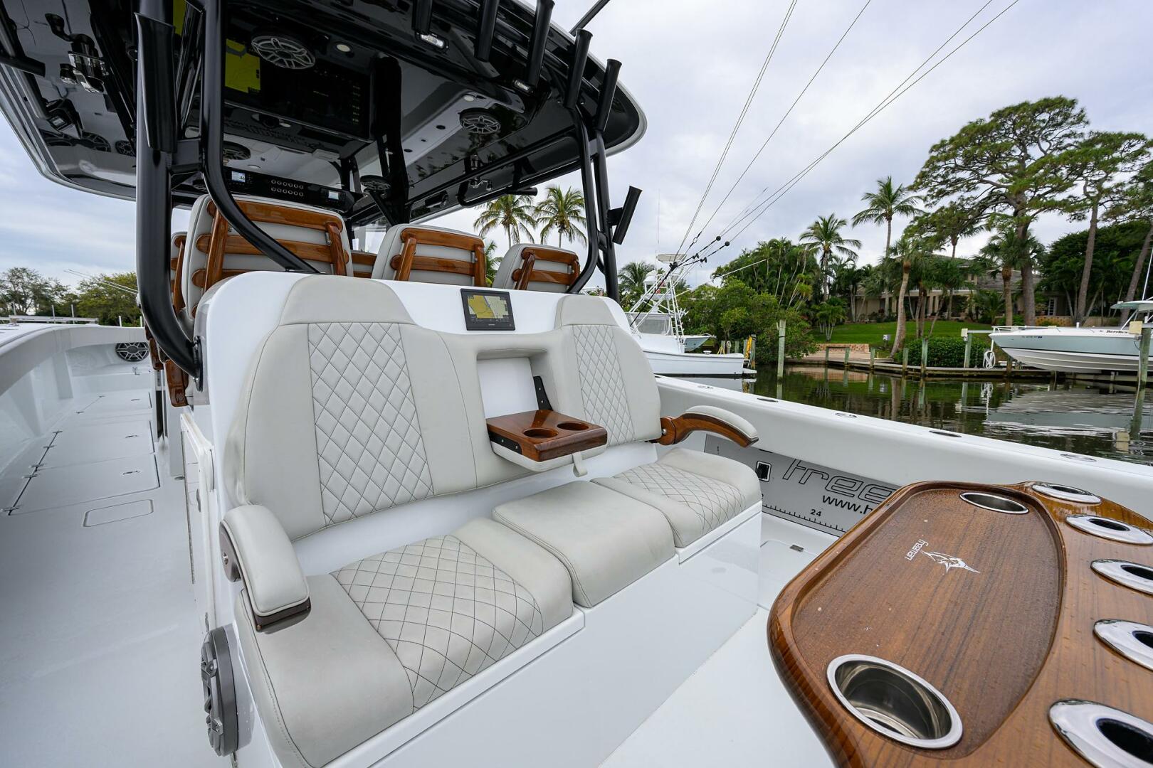 2020 VIKING VIKING 61 Convertible Base - Image 24