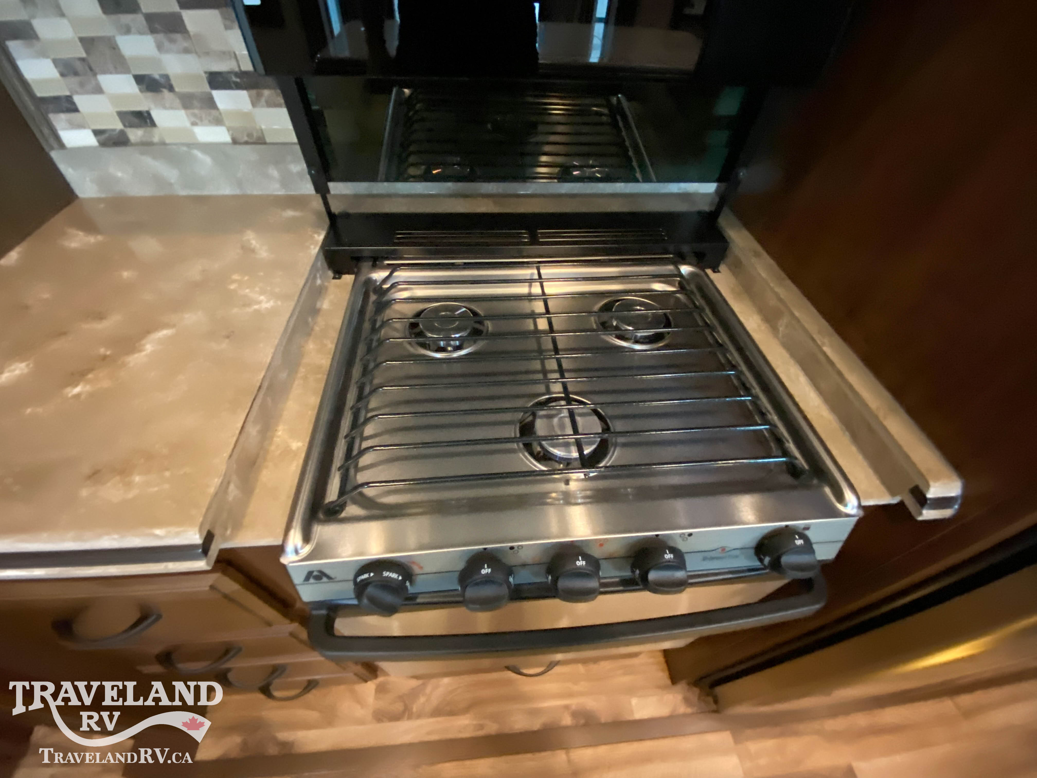 2016 Jayco Pinnacle 38FLSA - Image 12